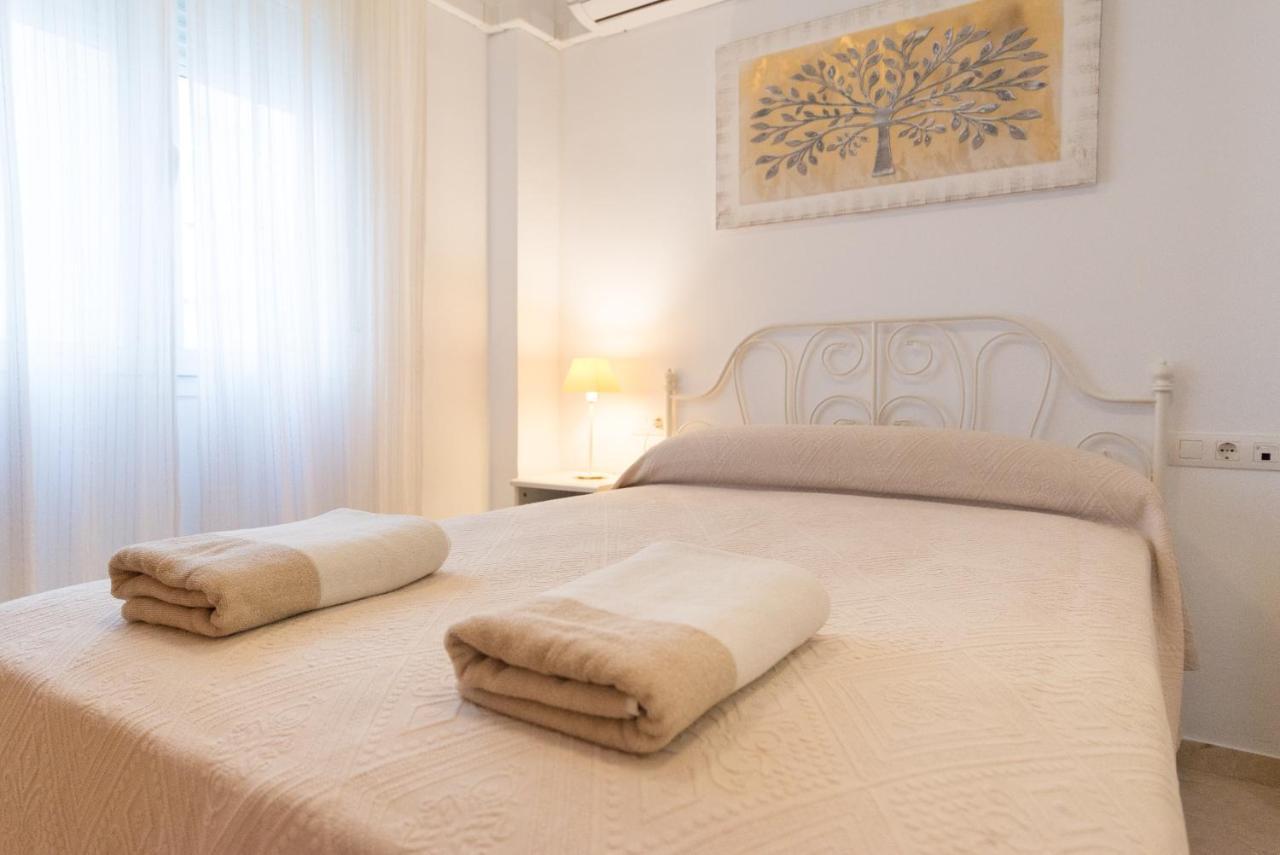 Апартаменты Apartamento Ventura Малага Экстерьер фото