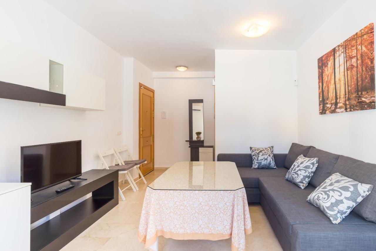 Апартаменты Apartamento Ventura Малага Экстерьер фото