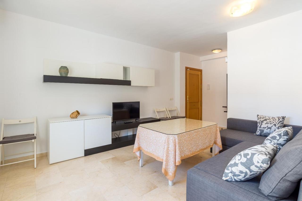 Апартаменты Apartamento Ventura Малага Экстерьер фото
